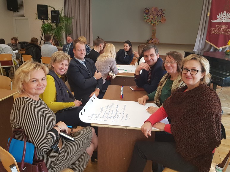 Brėžiamos gairės STEM ugdymui Panevėžio regione stiprinti