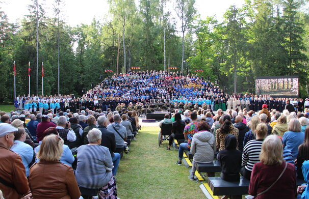 Pasvalyje aidėjo Ketvirtojo Šiaurės Lietuvos chorų festivalio balsai
