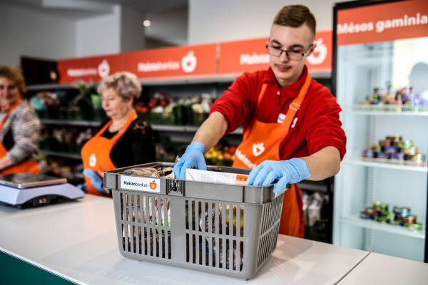 „Maisto bankas“ informuoja: nuo šiandienos didžioji dalis nepasiturinčiųjų sulauks informacinių...