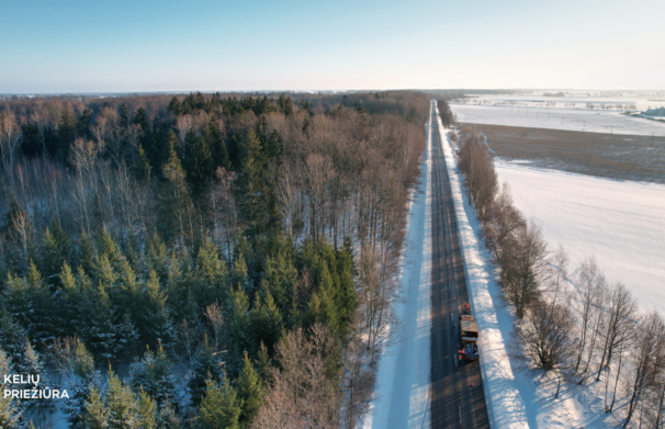Kelininkai skelbia žiemos sezono pabaigą – valant kelius nuvažiuota 2 mln. kilometrų
