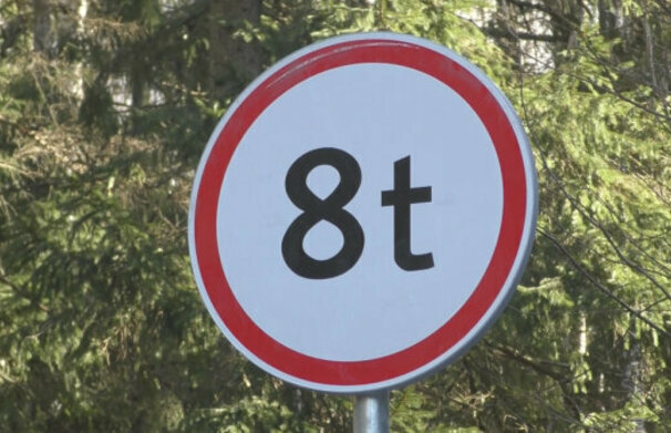 Sunkiasvorio krovininio transporto eismo ribojimo vietinės reikšmės viešuosiuose keliuose...