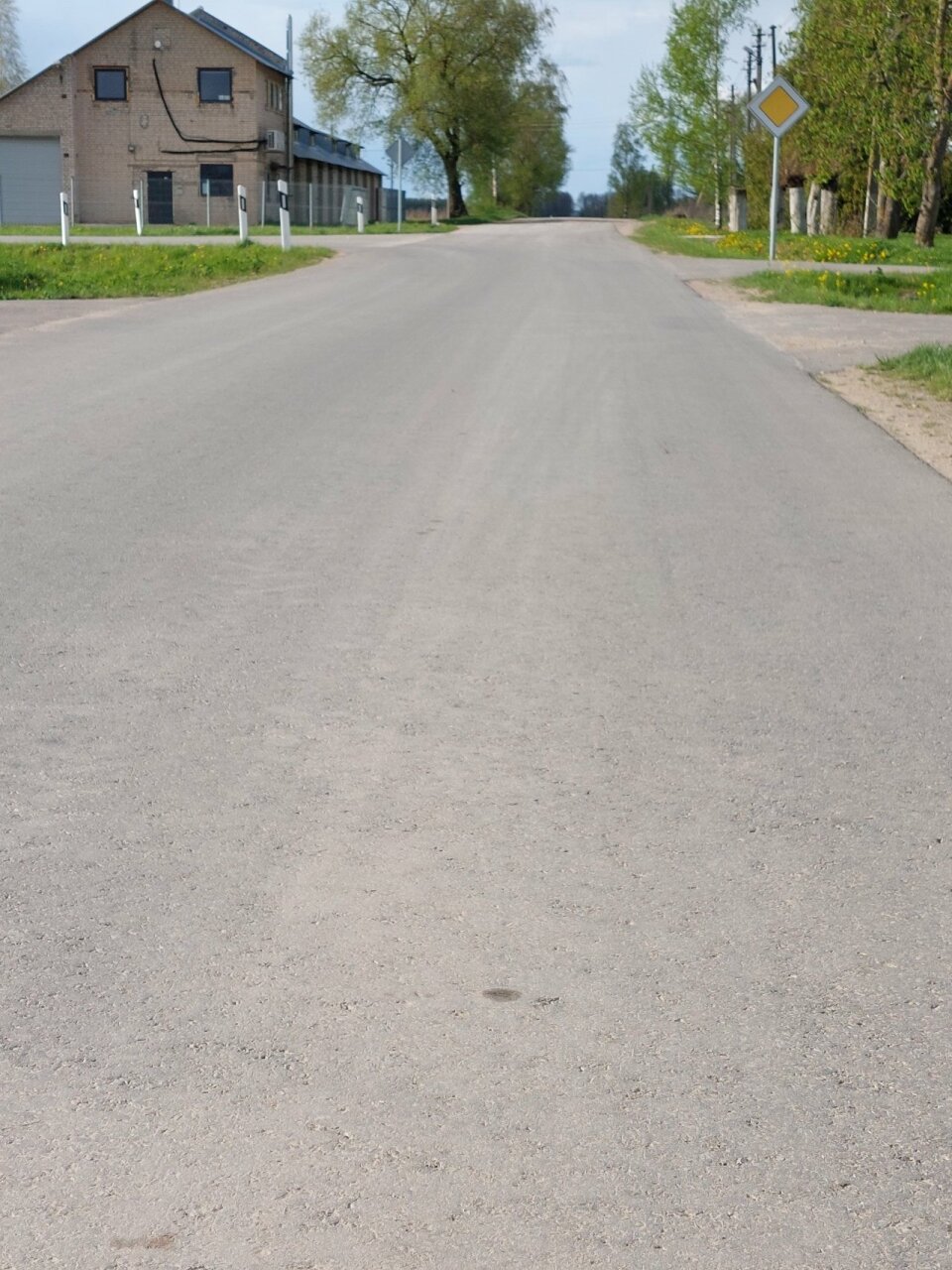 Pasvalio rajono Pervalkų k. Ežero g. dalies kapitalinis remontas